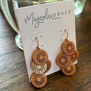 Magnolia Grace - Rose Gold | Dangle Circles Drop Earrings